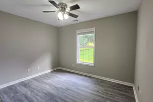 135 Riverside Ct, Sharpsburg, GA 30277 - Photo 16