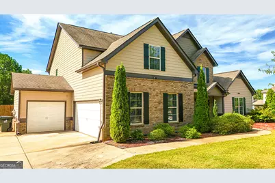 205 Vandalay Way, Locust Grove, GA 30248 - Photo 2