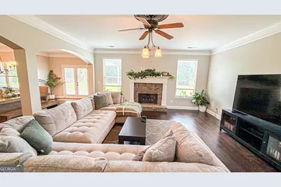 205 Vandalay Way, Locust Grove, GA 30248 - Photo 42