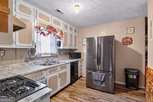 214 Walthall Rd, Jackson, GA 30233 - Photo 10
