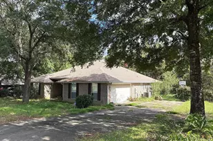5998 Ridgeview Dr, Milton, FL 32570 - Photo 2