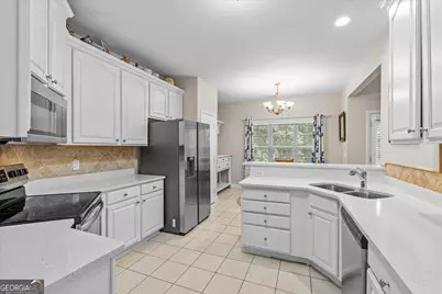 7055 Fletcher Dr, Winston, GA 30187 - Photo 10