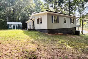 557 Benttree Circle, Toccoa, GA 30577 - Photo 2