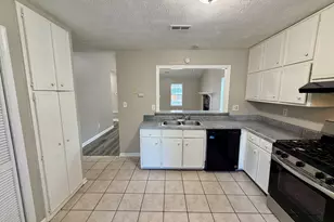 105 Fruitwood Trce, Riverdale, GA 30296 - Photo 4