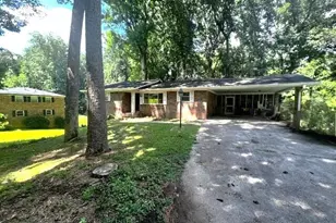 139 Anita Pl SE, Mableton, GA 30126 - Photo 1