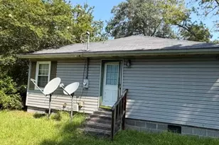 2301 Youmans St, Tifton, GA 31794 - Photo 2