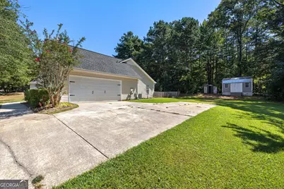 20 Walton Woods Drive, Newnan, GA 30263 - Photo 4