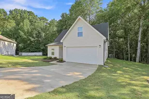 105 Kent Dr, Fayetteville, GA 30214 - Photo 2