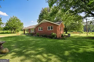 1711 Hebron Church Rd, Statham, GA 30666 - Photo 4