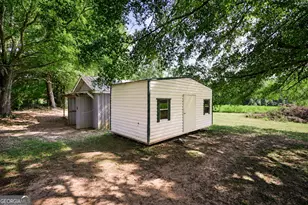 1711 Hebron Church Rd, Statham, GA 30666 - Photo 28