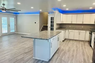 147 N Lake Dr, Lagrange, GA 30240 - Photo 10