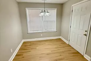 2919 Stone Rd, East Point, GA 30344 - Photo 10