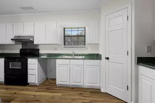 133 S Richardson St, Mount Vernon, GA 30445 - Photo 14