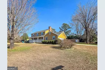 3944 Thornhill Drive SW, Lilburn, GA 30047 - Photo 2