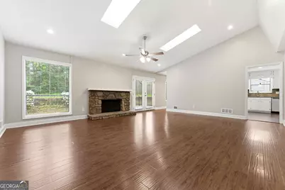 2754 Georgian Terrace, Marietta, GA 30068 - Photo 4