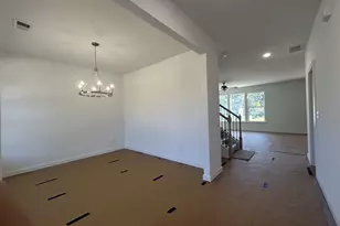 248 Crimson Feather Dr, Jefferson, GA 30549 - Photo 2