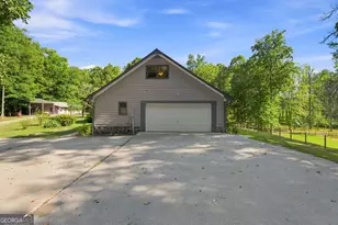 706 Fredonia Church Rd, Barnesville, GA 30204 - Photo 2