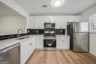 4212 Stillwater Dr, Duluth, GA 30096 - Photo 2