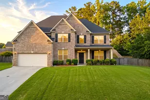 136 Delwood Dr, McDonough, GA 30252 - Photo 2