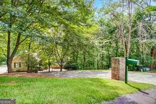 194 Autumn Sweet Dr, Clarkesville, GA 30523 - Photo 2