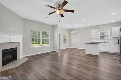 572 Brightleaf Circle, Hinesville, GA 31313 - Photo 10