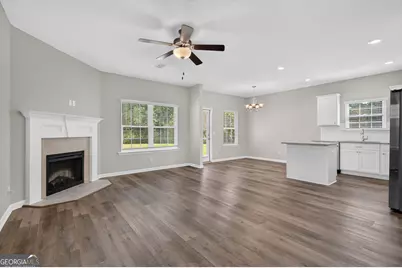 572 Brightleaf Circle, Hinesville, GA 31313 - Photo 8