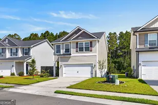 572 Brightleaf Cir, Hinesville, GA 31313 - Photo 4