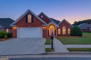 2029 Wicker Wood Way, Snellville, GA 30078 - Photo 2
