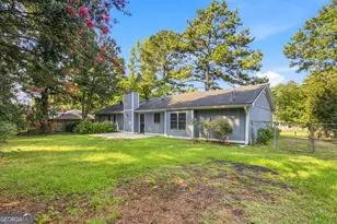 2384 3 Bars Dr, Snellville, GA 30078 - Photo 16