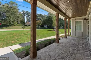1053 Riverside Dr, Gainesville, GA 30501 - Photo 8
