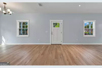 2918 Wolfe Street, Brunswick, GA 31520 - Photo 6