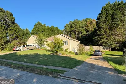 753 Nicholas Court, Monroe, GA 30655 - Photo 2