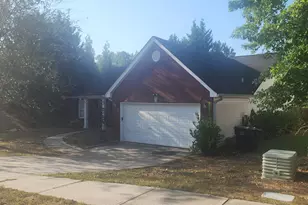844 Langley View Ct, Loganville, GA 30052 - Photo 1