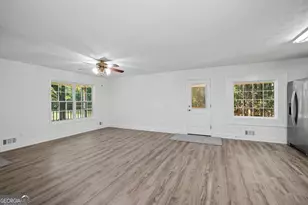 3797 Jonathans Roost Rd, Williamson, GA 30292 - Photo 12