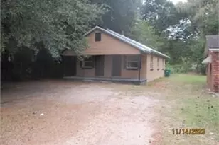 825 Cotton Ave, Albany, GA 31701 - Photo 2