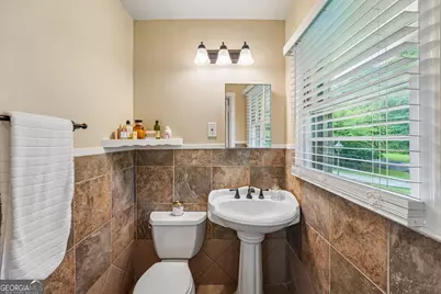 2120 Meadowbrook Lane SE, Marietta, GA 30067 - Photo 12