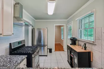2120 Meadowbrook Lane SE, Marietta, GA 30067 - Photo 6
