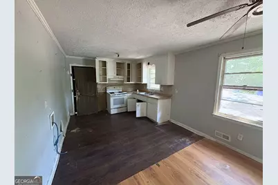 7126 Pineview, Covington, GA 30014 - Photo 12