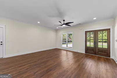 39 Virginia Street, Lavonia, GA 30553 - Photo 8