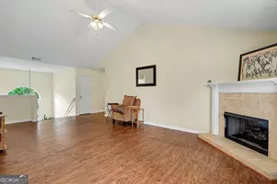 4353 Flat Stone Ln, Snellville, GA 30039 - Photo 6