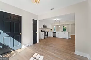 92 Circle St, Forsyth, GA 31029 - Photo 16