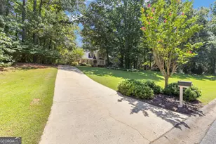 95 Spring Forest Trail, Sharpsburg, GA 30277 - Photo 2