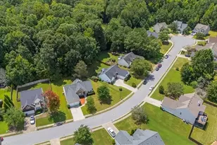1610 Brisbane Dr, Dacula, GA 30019 - Photo 32