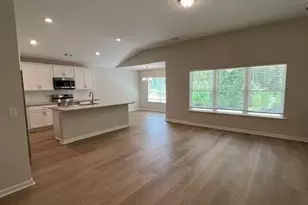 128 Lakeview Pnes Wy, Statesboro, GA 30461 - Photo 2