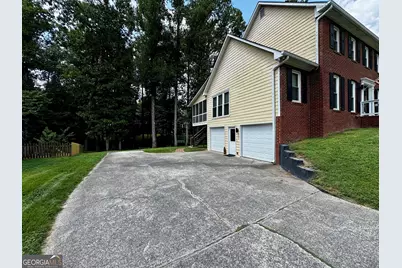 1890 Dovonshire Road SW, Marietta, GA 30064 - Photo 28