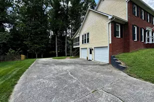 1890 Dovonshire Rd S W, Marietta, GA 30064 - Photo 28