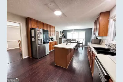 1890 Dovonshire Road SW, Marietta, GA 30064 - Photo 8