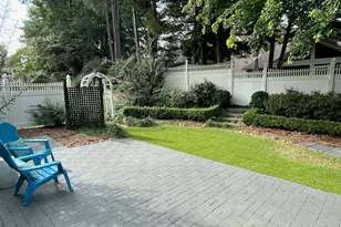 117 Masters Dr N, Peachtree City, GA 30269 - Photo 2