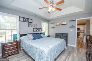 22 Lexington Dr, Grantville, GA 30220 - Photo 16