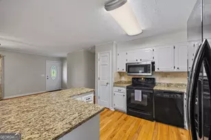 8050 Hog Mountain Rd, Statham, GA 30666 - Photo 12